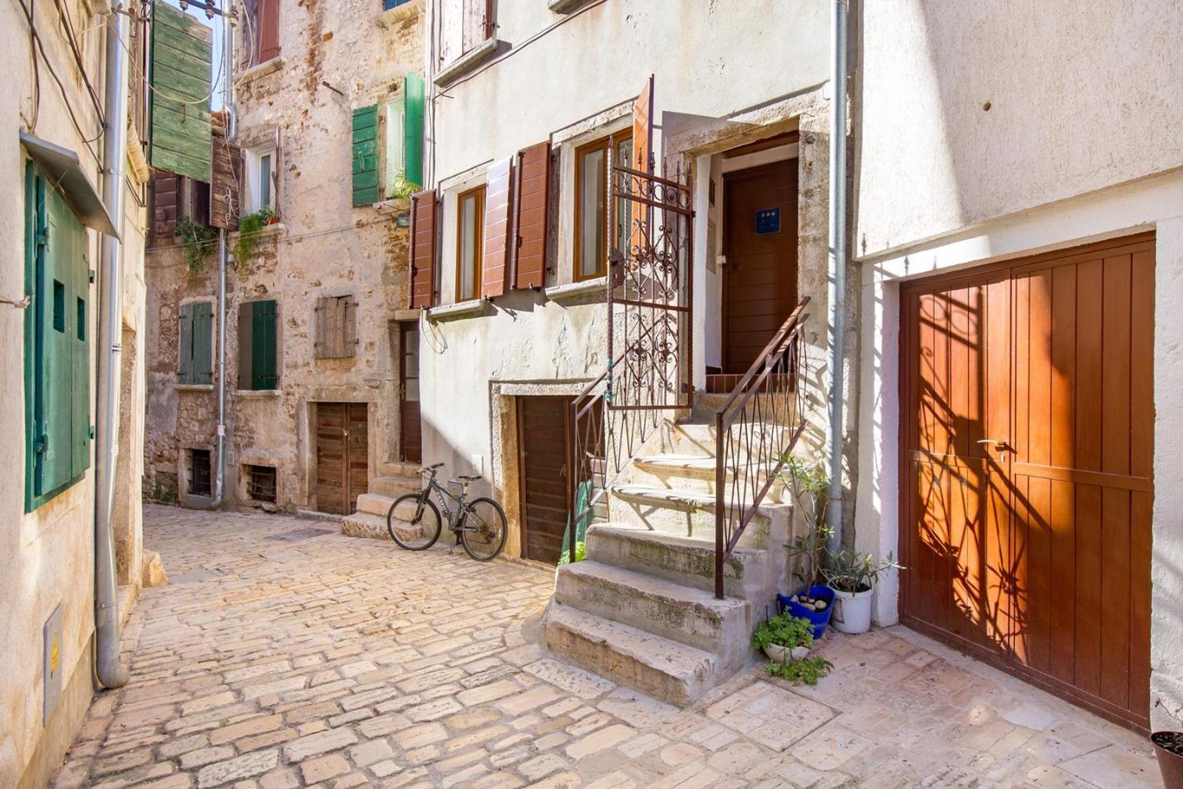 Sorgenfrei Apartment Rovinj Bagian luar foto